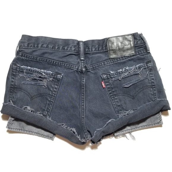 Levi's 514 Distressed Cut Off Jean Shorts - Picture 6 of 8